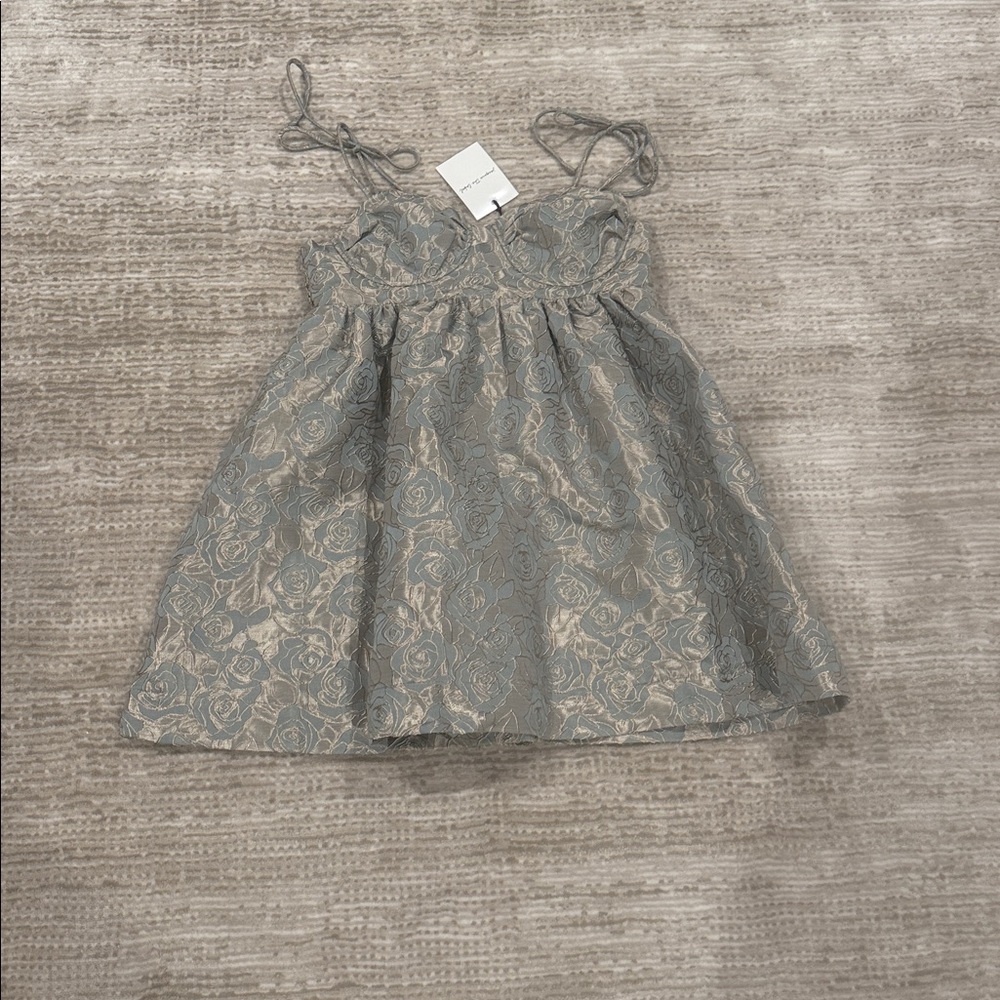 Elegant Gray Floral Dress
